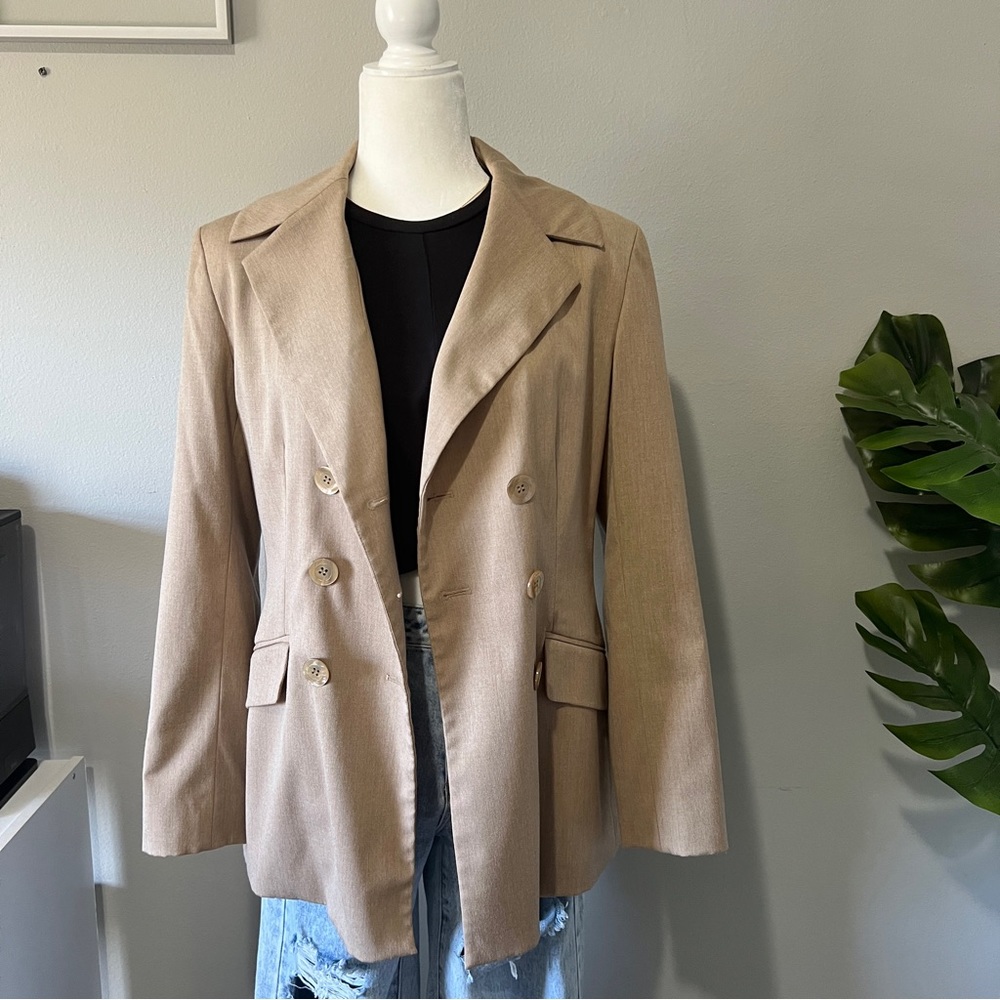 Rena Rowan Stretch Tan Balzer